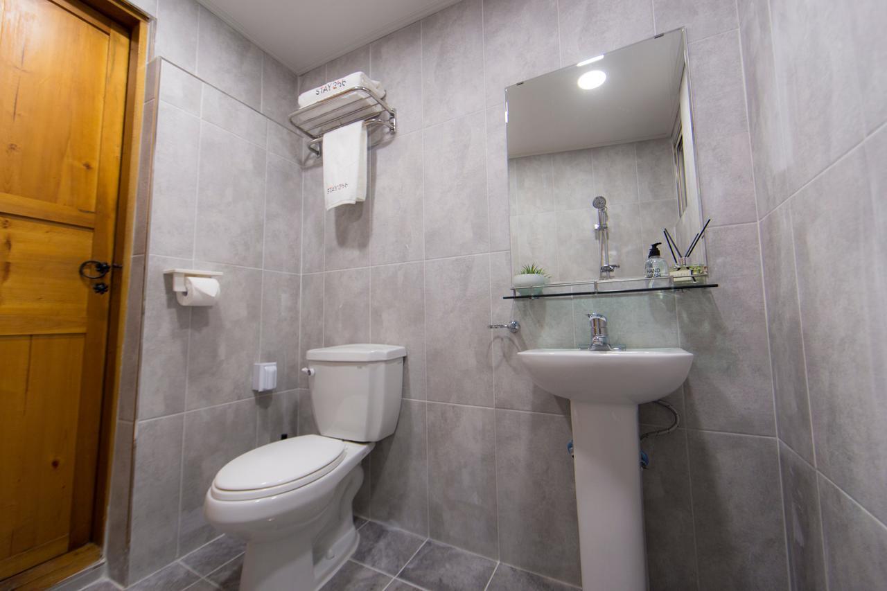 Stay 256 Hanok Guest House Сеул Экстерьер фото