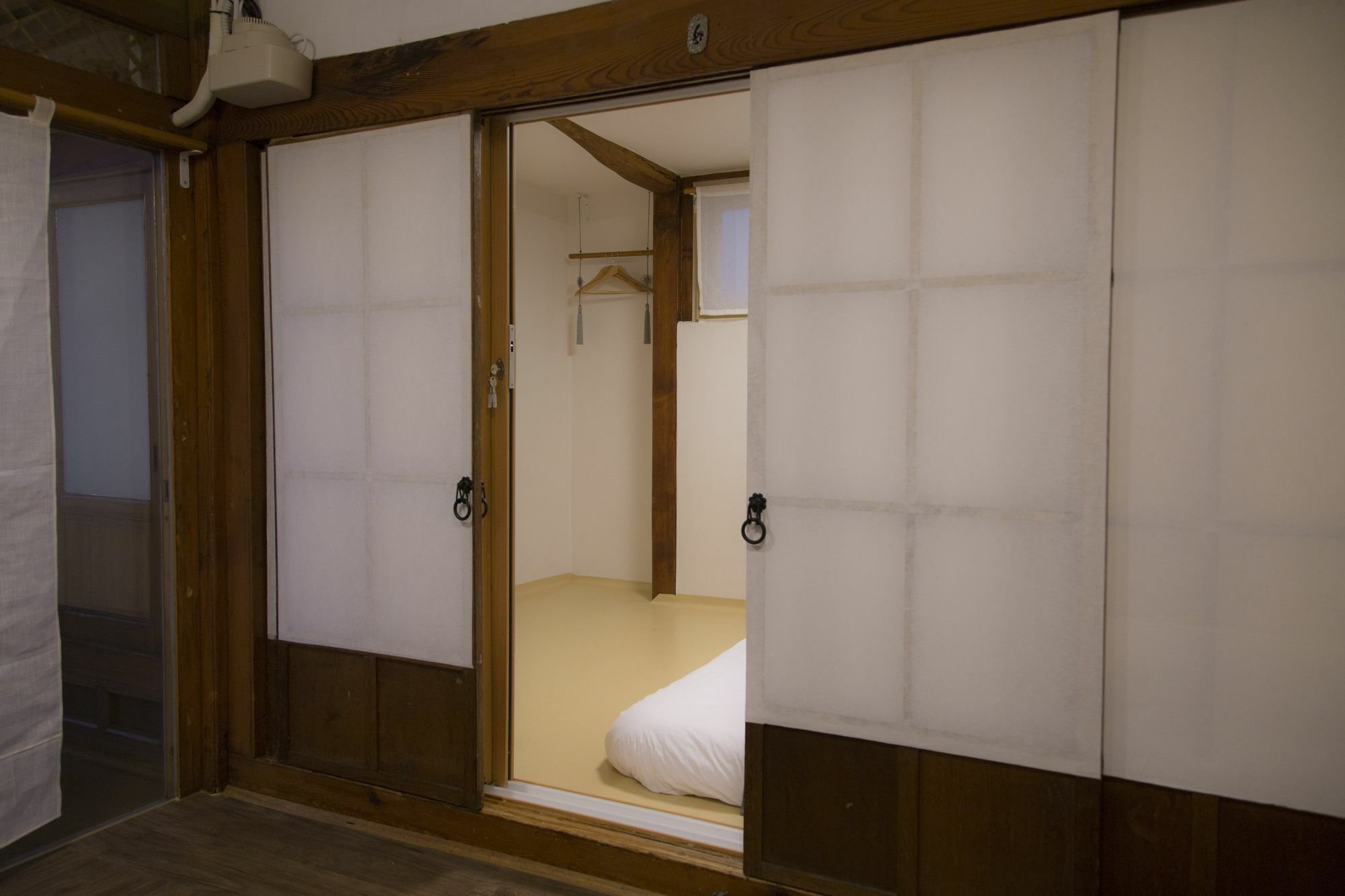 Stay 256 Hanok Guest House Сеул Экстерьер фото