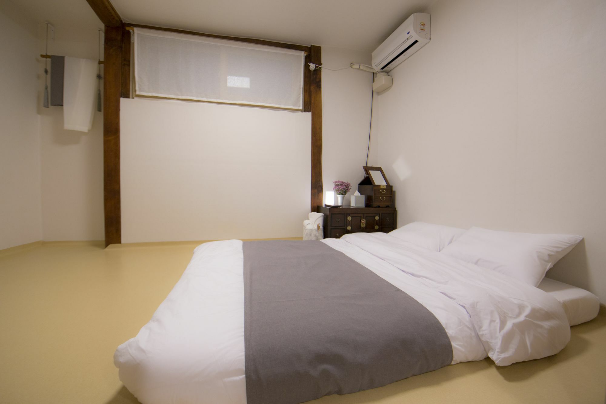 Stay 256 Hanok Guest House Сеул Экстерьер фото