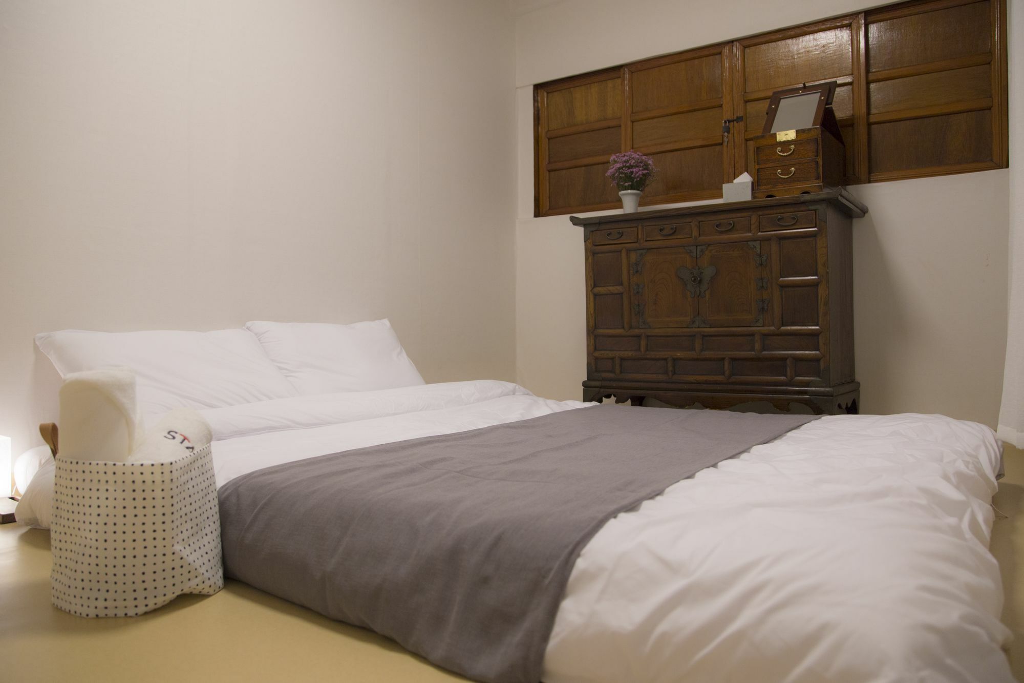 Stay 256 Hanok Guest House Сеул Экстерьер фото